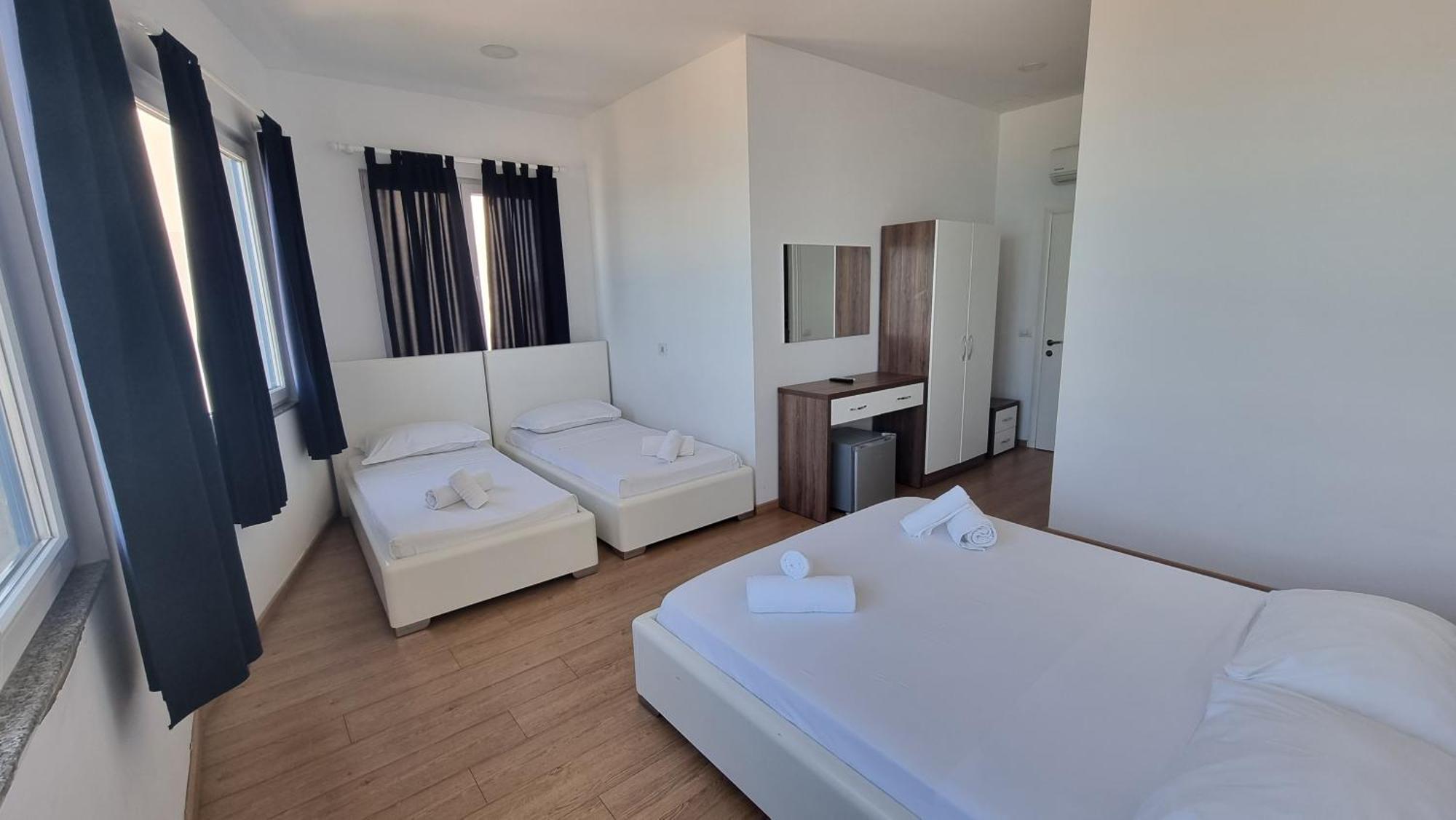 Blue Amr Hotel Škalngur Eksteriør billede