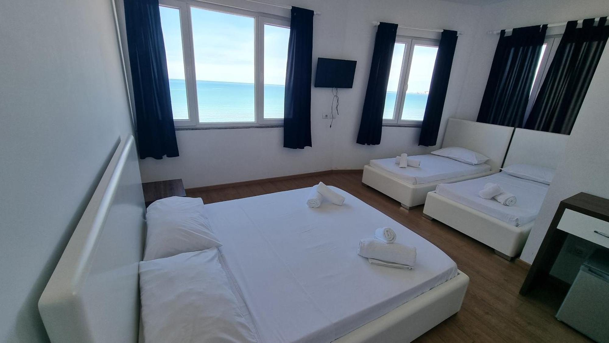 Blue Amr Hotel Škalngur Eksteriør billede