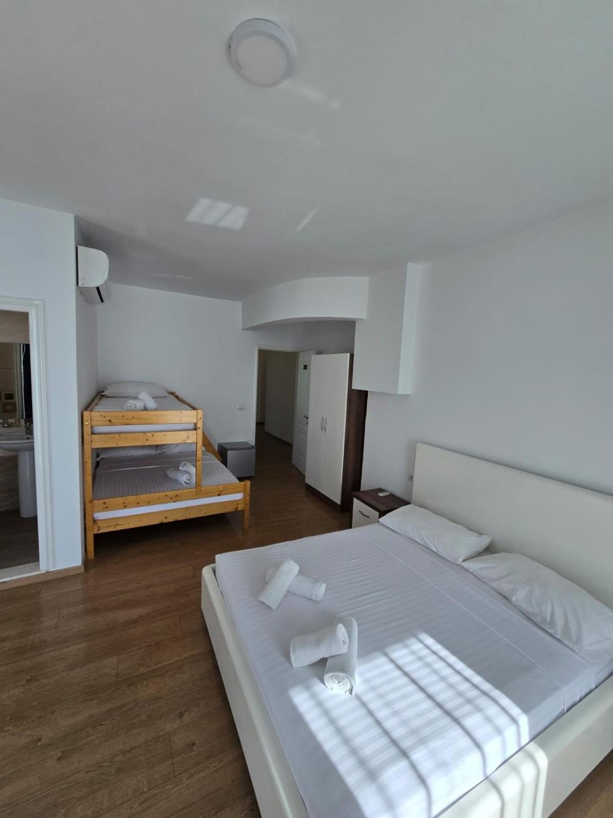 Blue Amr Hotel Škalngur Eksteriør billede