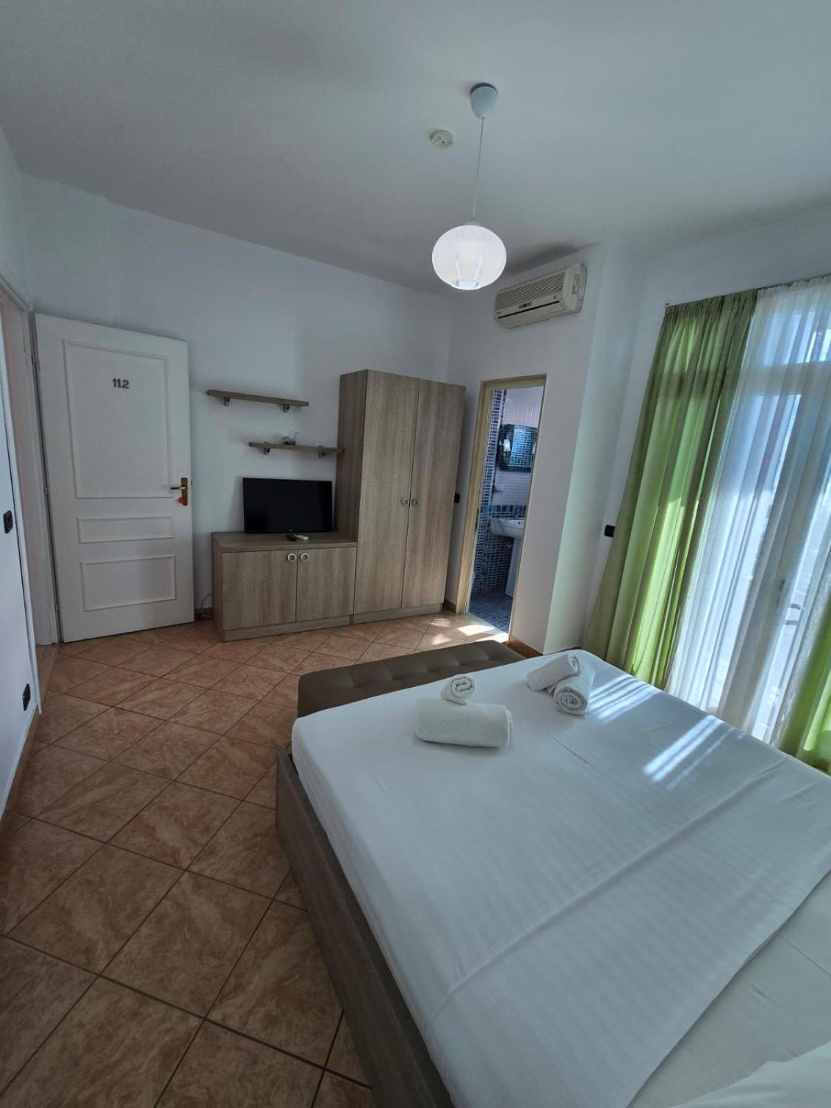 Blue Amr Hotel Škalngur Eksteriør billede