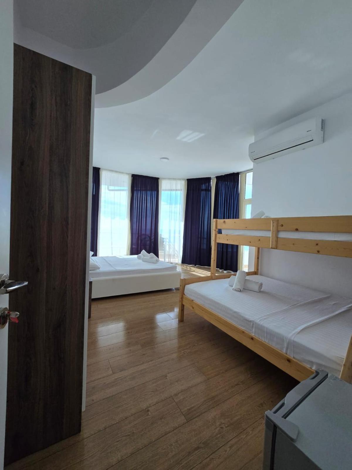 Blue Amr Hotel Škalngur Eksteriør billede