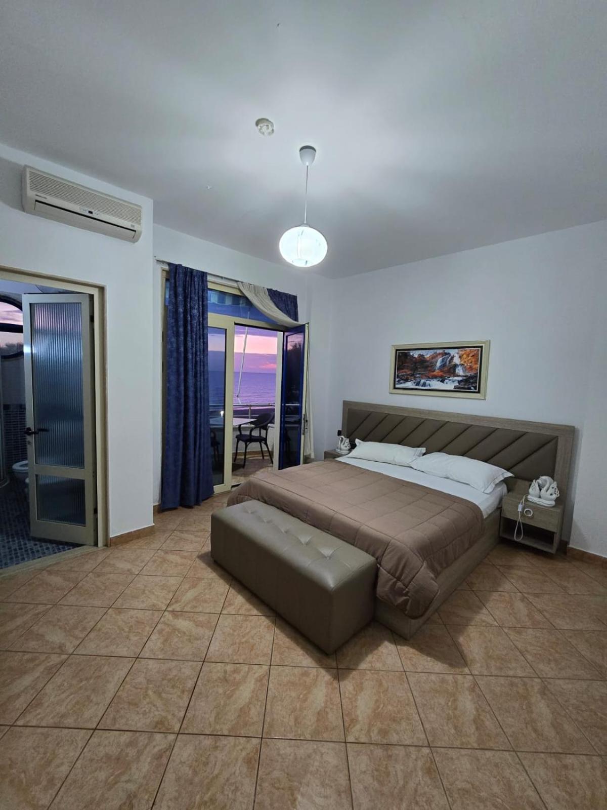 Blue Amr Hotel Škalngur Eksteriør billede
