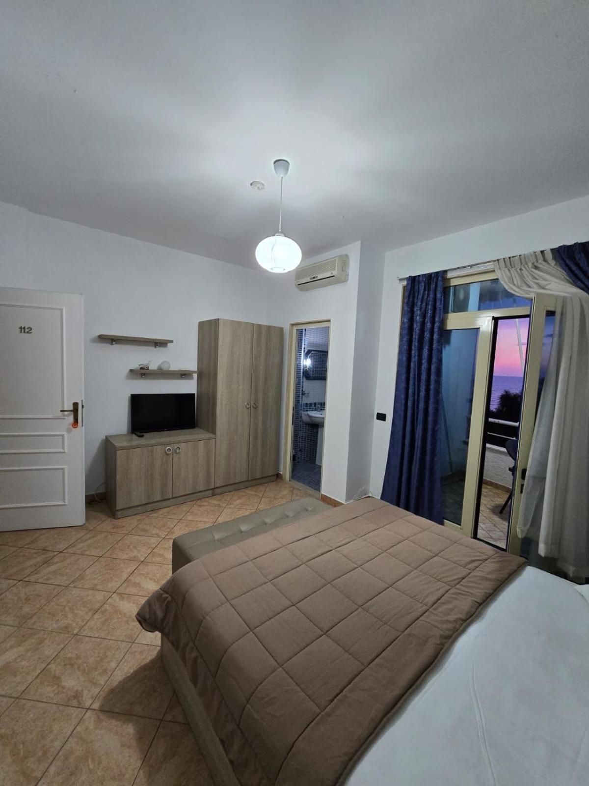 Blue Amr Hotel Škalngur Eksteriør billede